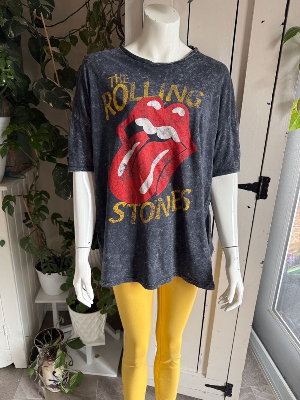 The Rolling Stones Band Tee Stone Washed T-Shirt Screen Printed XL Vintage